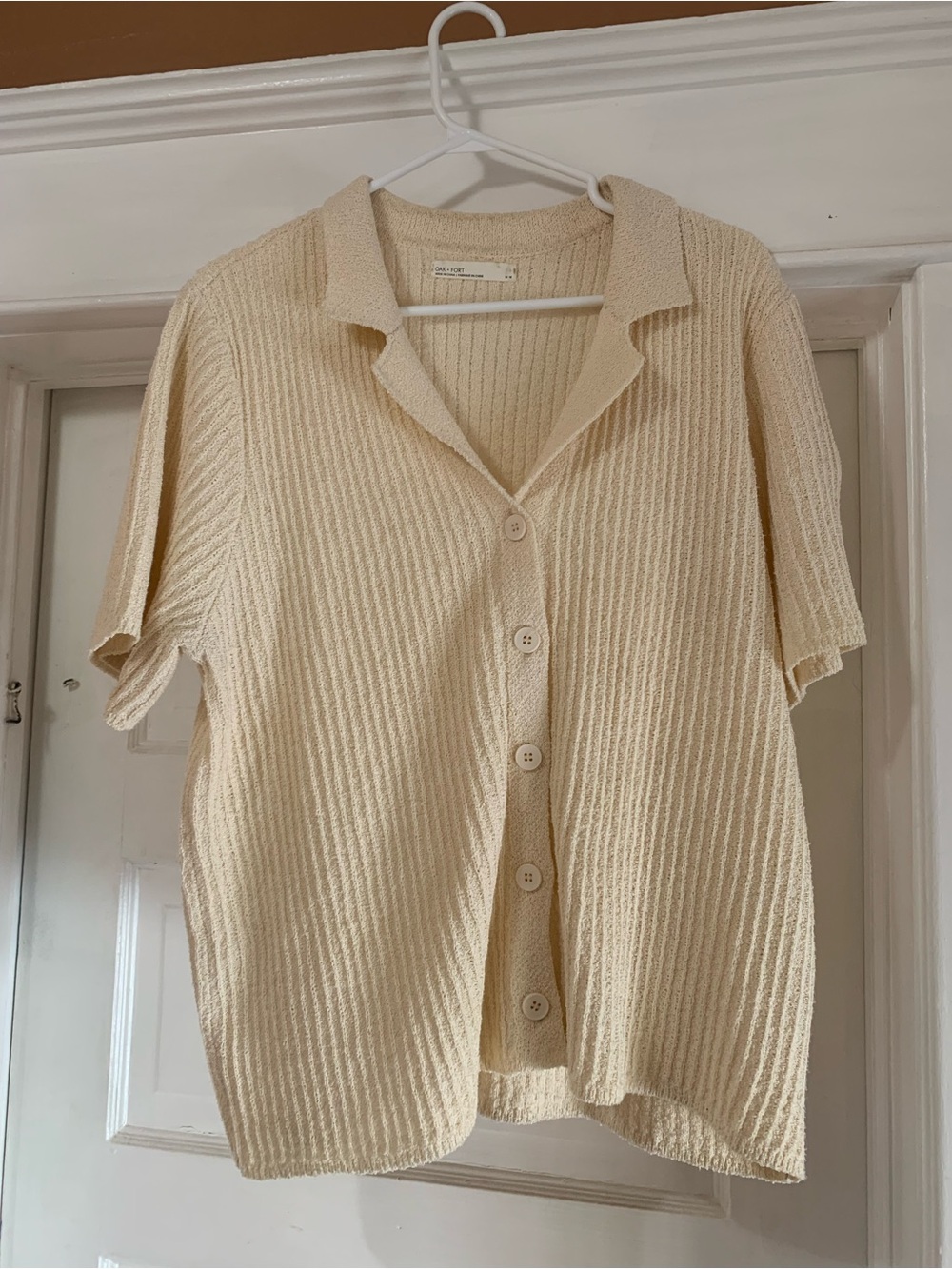 Oak and Fort Cream Short-Sleeve Button Front Knit Top